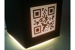 Jak vytvářet programovatelný LED QR kód?