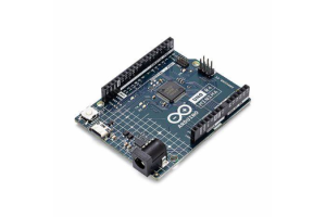 Komplexní průvodce po minimě Arduino Uno R4